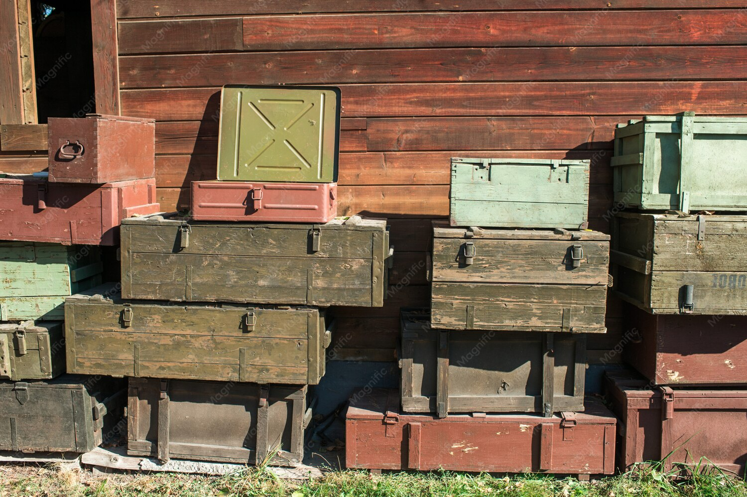 How Wood Waste Containers Support Safe and Eco-Friendly Disposal