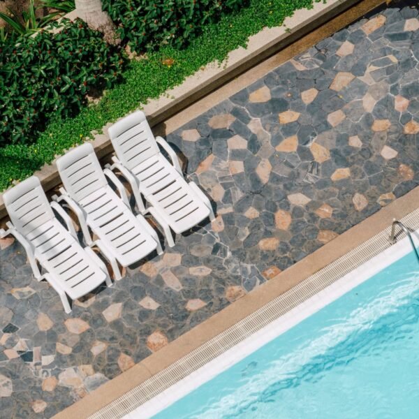 Honed Concrete Pool Surrounds: Benefits, Finishes, and Design Options